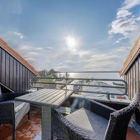 Daire Kietzspeicher - Maisonettewohnung Im Herzen Der Stadt Waren (Mueritz)